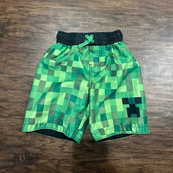 Minecraft Boy’s Swim Trunks Size Xs - Picture 1 of 3